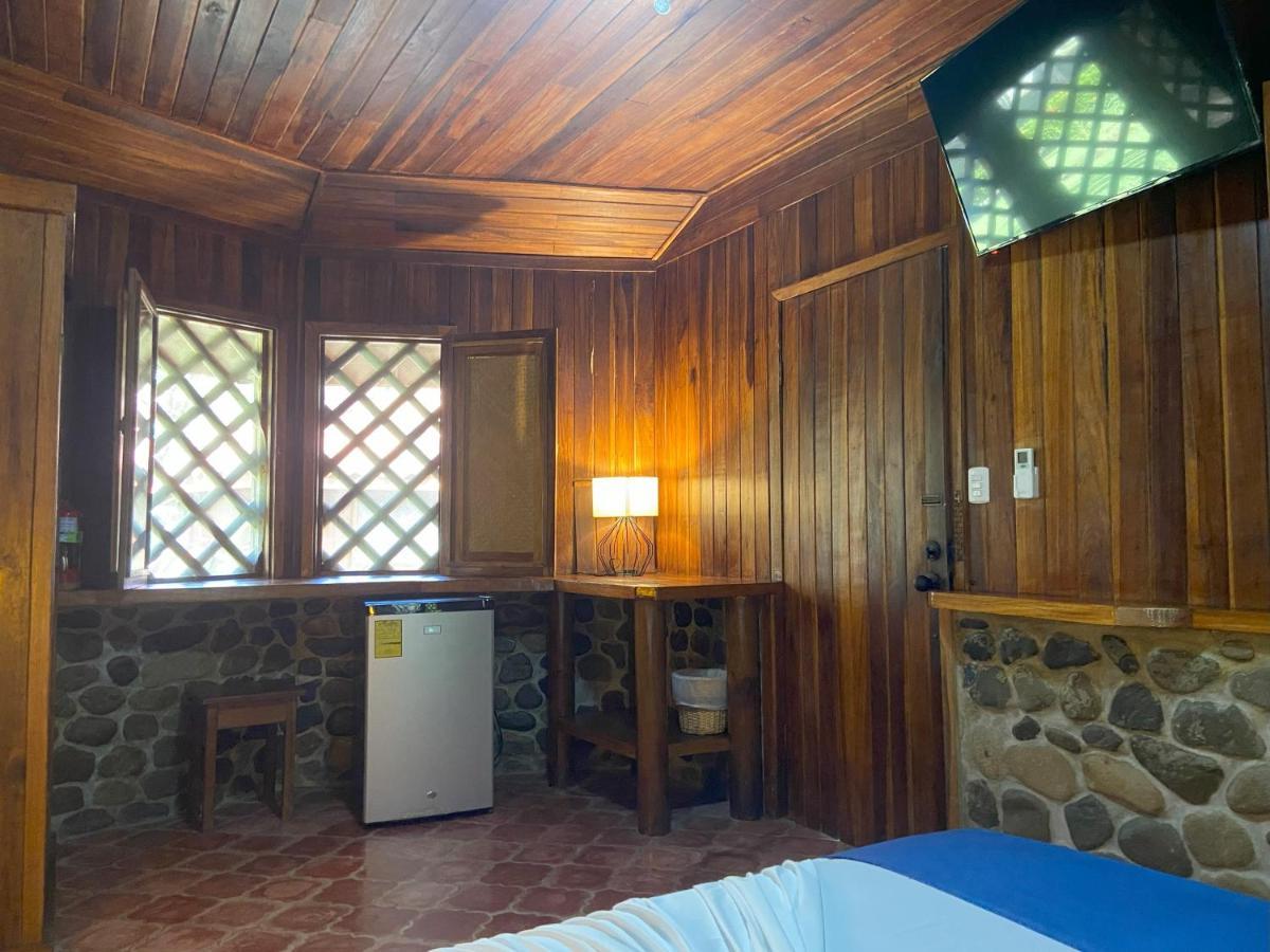 Bungalows Malu Cahuita Extérieur photo